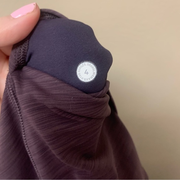 Lululemon Invigorate High-Rise Crop 23" in Heathered Black Currant Purple Size 4 - Picture 9 of 14